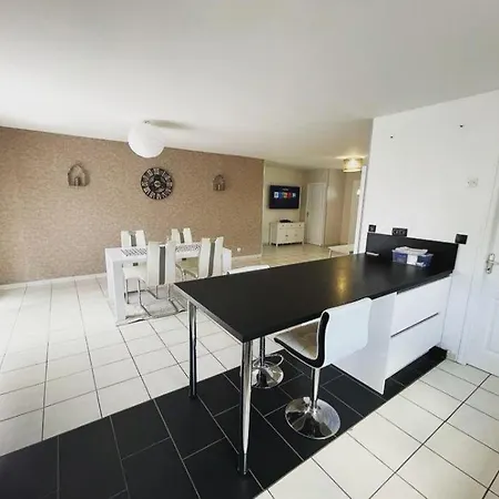 La De L'olivier Piscine Privee Et Parking Сasa de vacaciones Carcasona