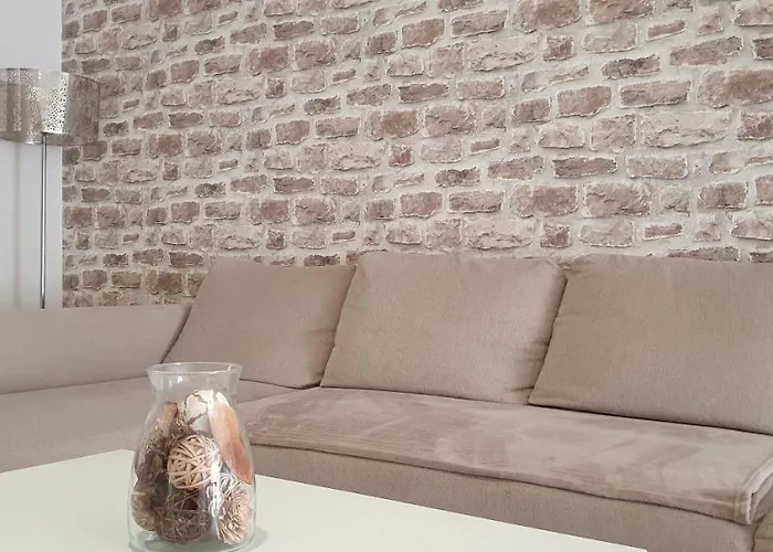 La De L'olivier Piscine Privee Et Parking *